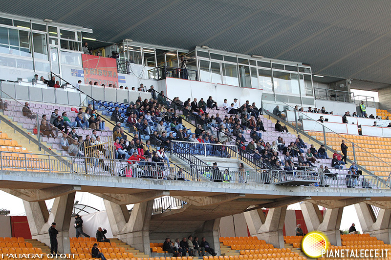 tribuna centrale coperta